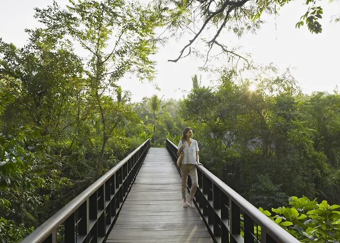 Kayumanis Private & Ubud